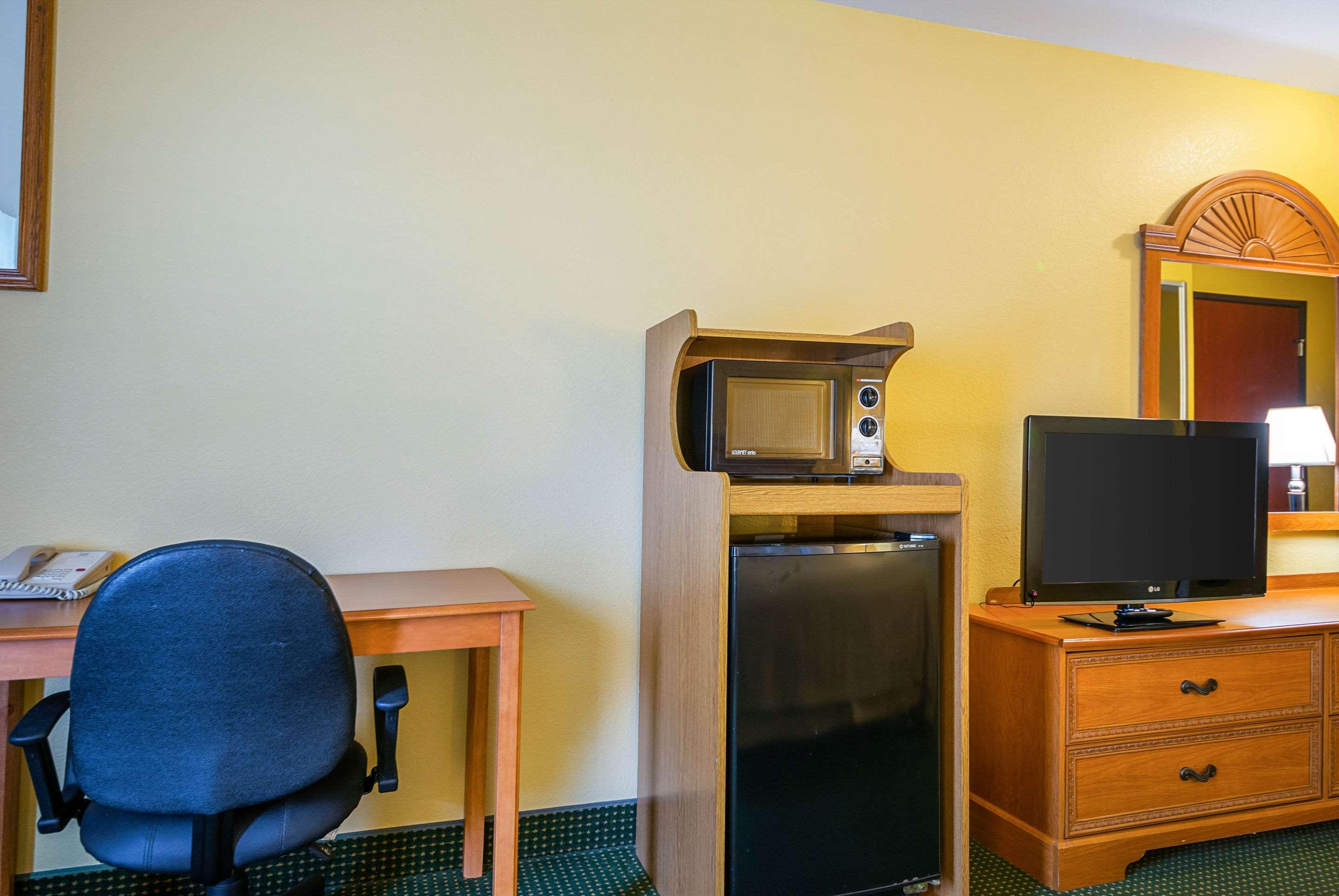 Quality Inn & Suites Franklin Eksteriør bilde